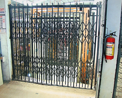 INSTALLED GOODS LIFT